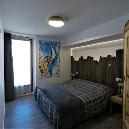 Salic Apartment *